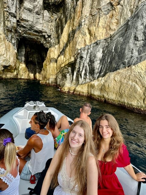 Cinque Terre Giro in Barca 4/8 ore con cibo e bevande - Time on the water: 4 to 8 hours and why you should plan for it