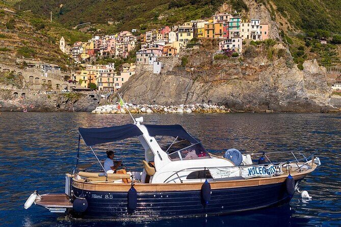 Cinque Terre Private Wedding Proposals on Boat - Price and value: is $116 for 3 hours a smart deal?