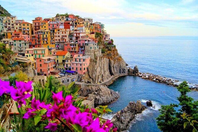 Ligurian Colors, Cinque Terre Full Day Private Transfer Excursion From Milan - Riomaggiore: ending the day with the Via dell’Amore link