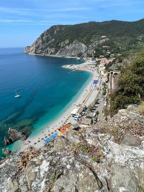 Private Cinque Terre Trekking Tour - Above Manarola and Riomaggiore: the viewpoints that make the climb feel easier