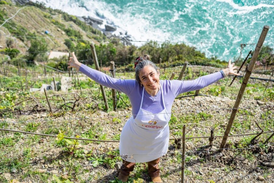 Riomaggiore: Cooking Class at a Local's Home - Starter workshop: build your confidence with seasonal Ligurian ingredients